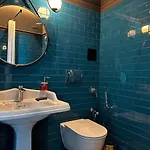 27 Pearl Amazing View דירה